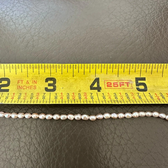 Teeny Besutiful Unstrung Pearls Jewelry Making - Picture 3 of 4